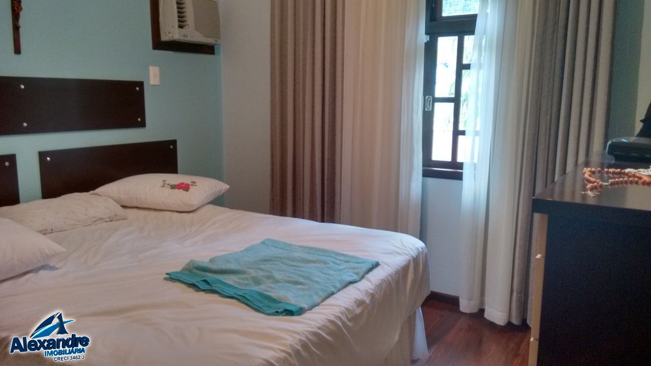 Casa à venda com 3 quartos, 187m² - Foto 6