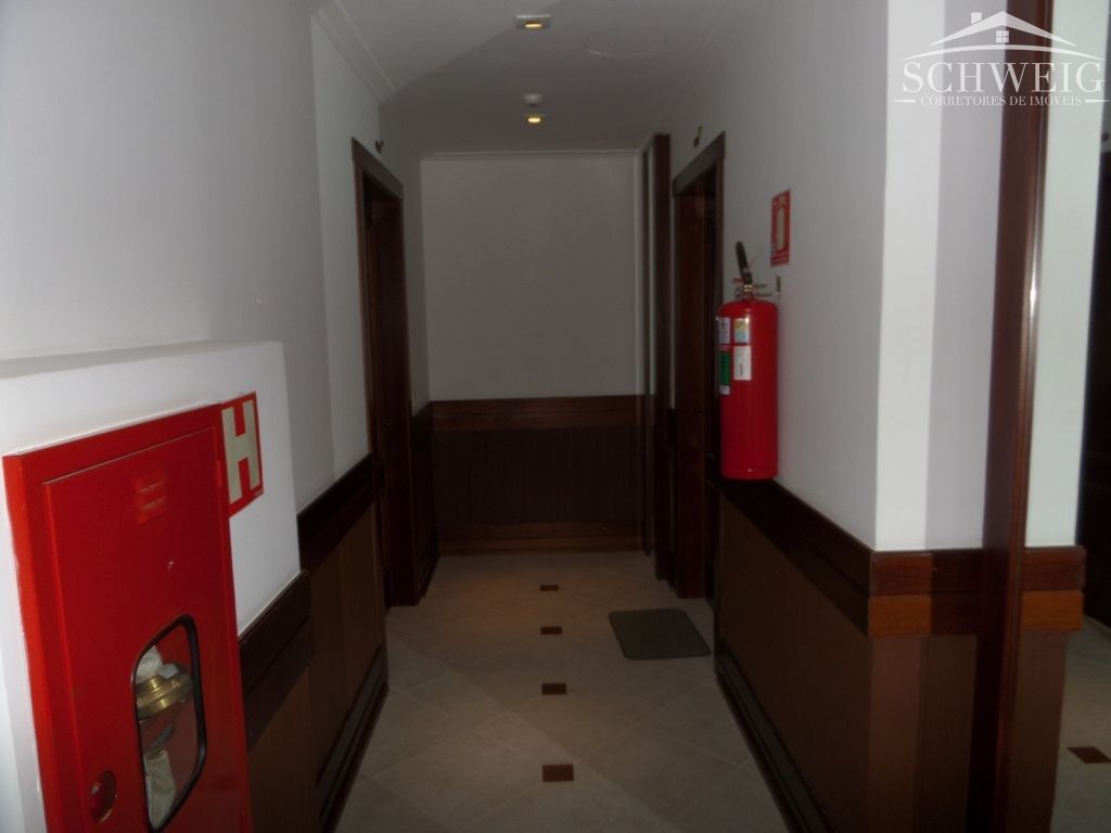 Apartamento à venda com 3 quartos, 135m² - Foto 19