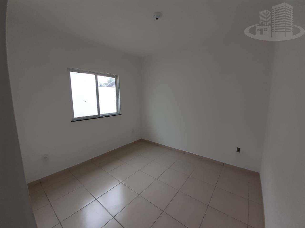 Casa à venda com 3 quartos, 80m² - Foto 4