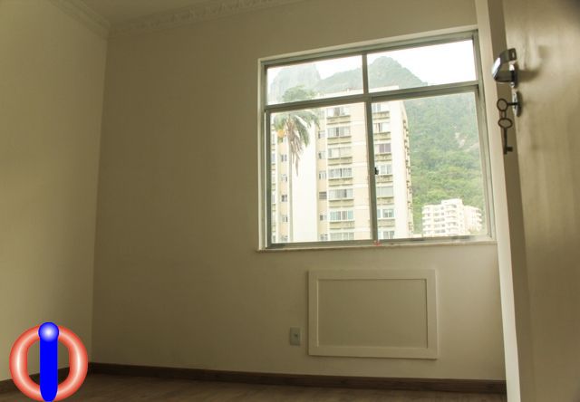 Apartamento à venda com 3 quartos, 110m² - Foto 6