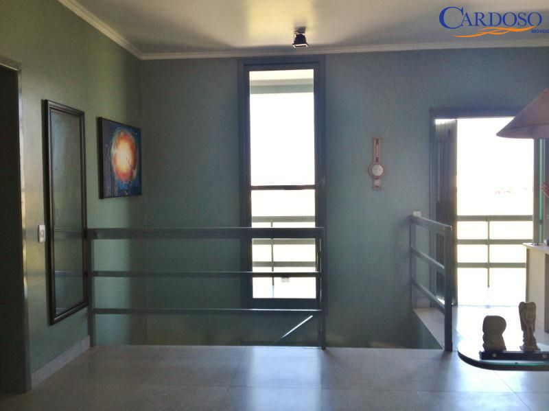 Casa, 3 quartos, 288 m² - Foto 4