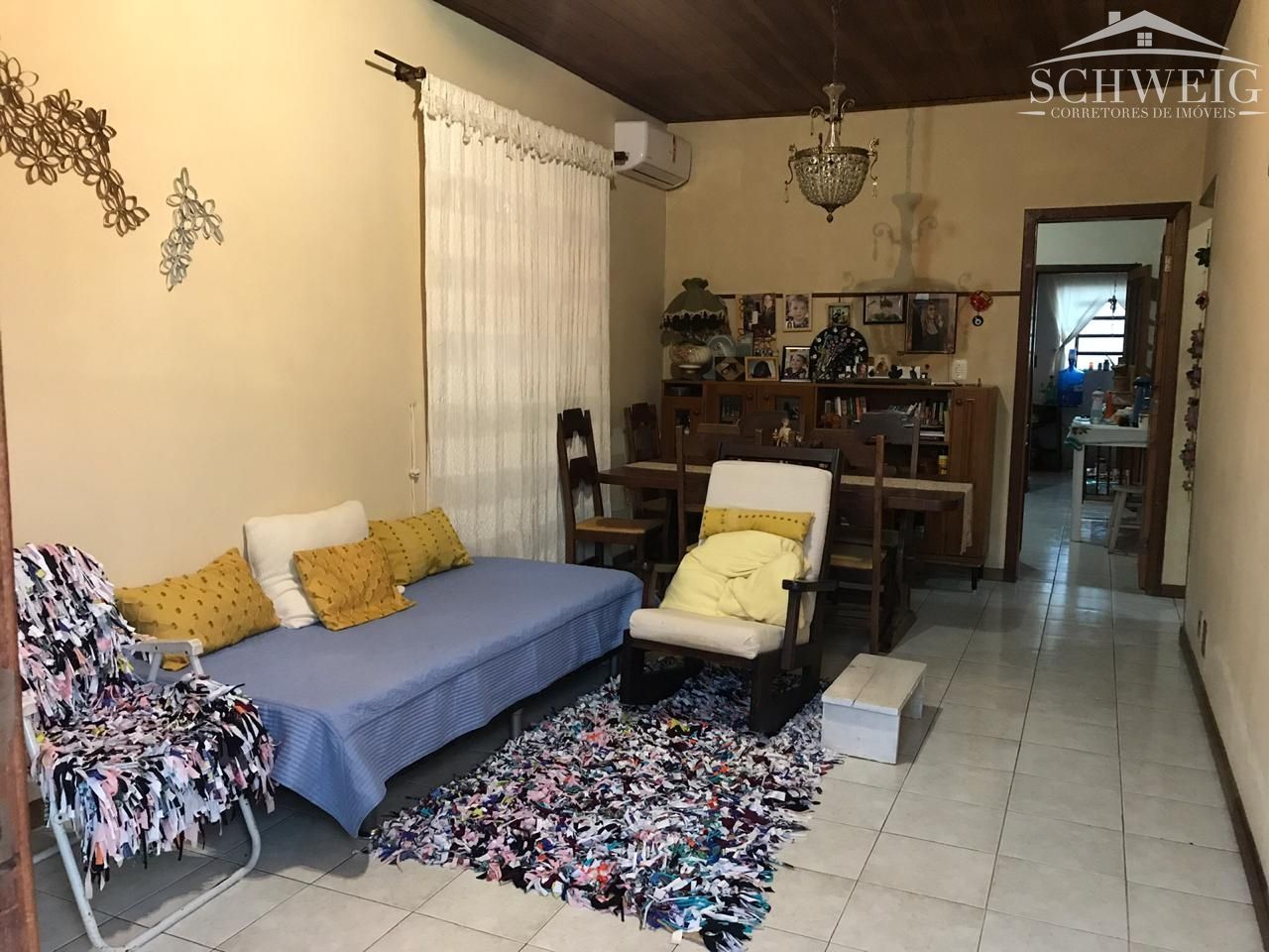 Casa à venda com 3 quartos, 100m² - Foto 4