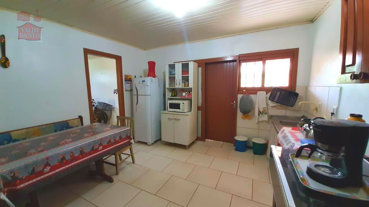 Casa à venda com 3 quartos, 110m² - Foto 4