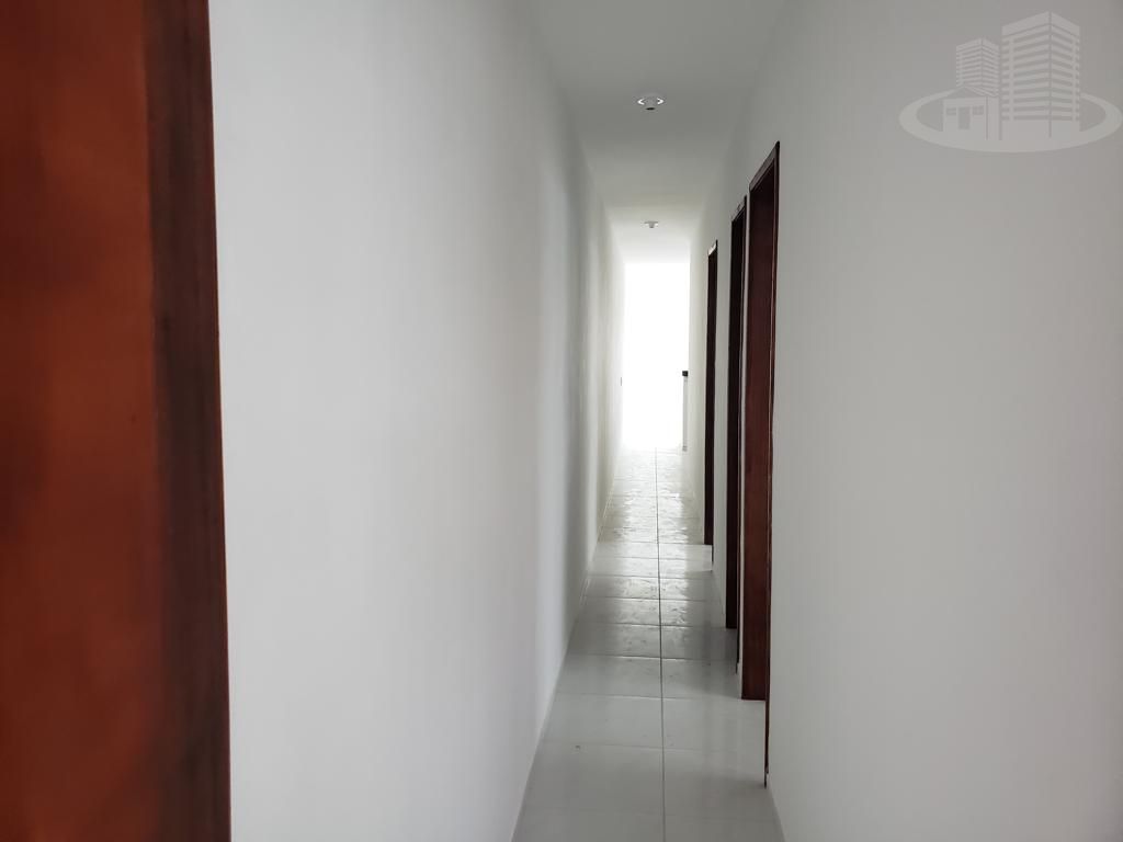 Casa à venda com 3 quartos, 89m² - Foto 11