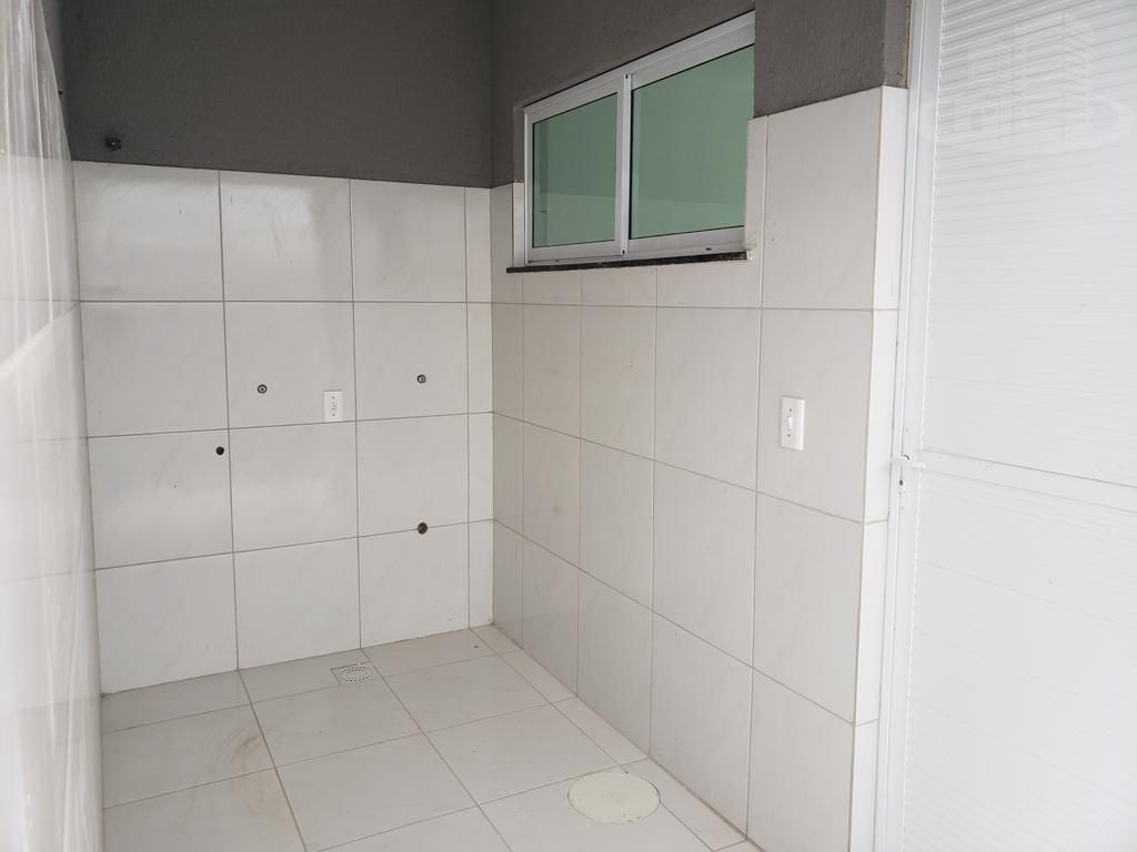 Casa à venda com 3 quartos, 89m² - Foto 8