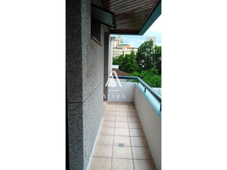 Apartamento à venda com 3 quartos, 181m² - Foto 13