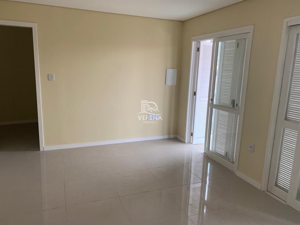 Casa à venda com 3 quartos, 209m² - Foto 8