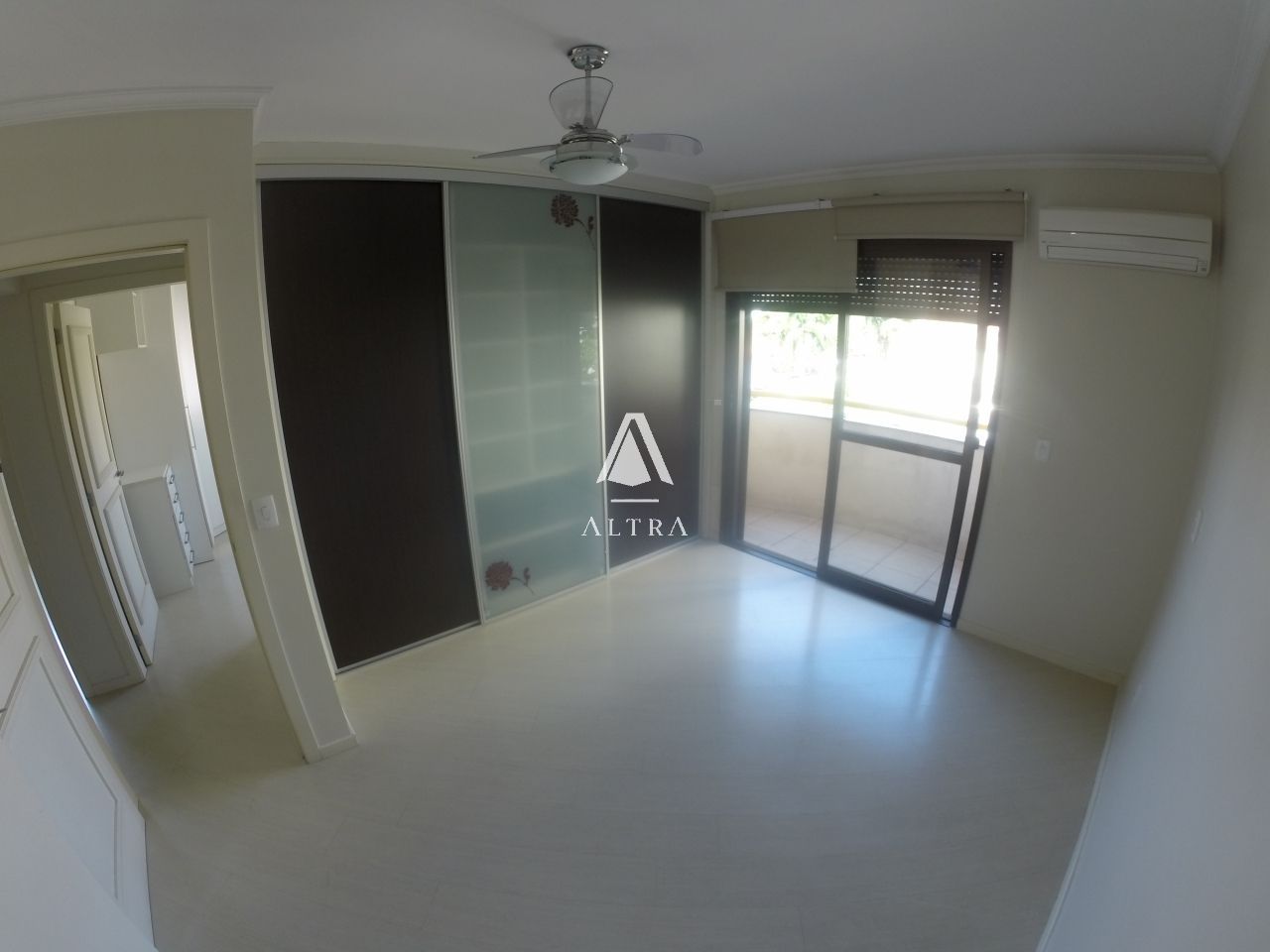 Apartamento à venda com 3 quartos, 94m² - Foto 15