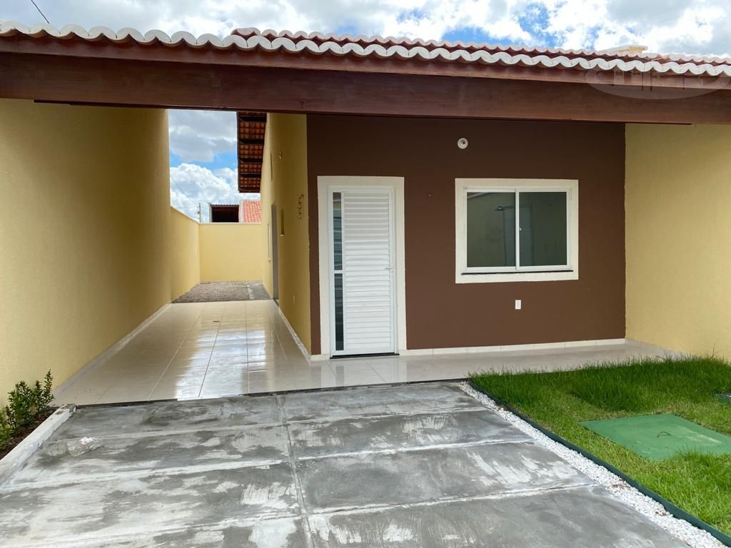 Casa à venda com 2 quartos, 88m² - Foto 2
