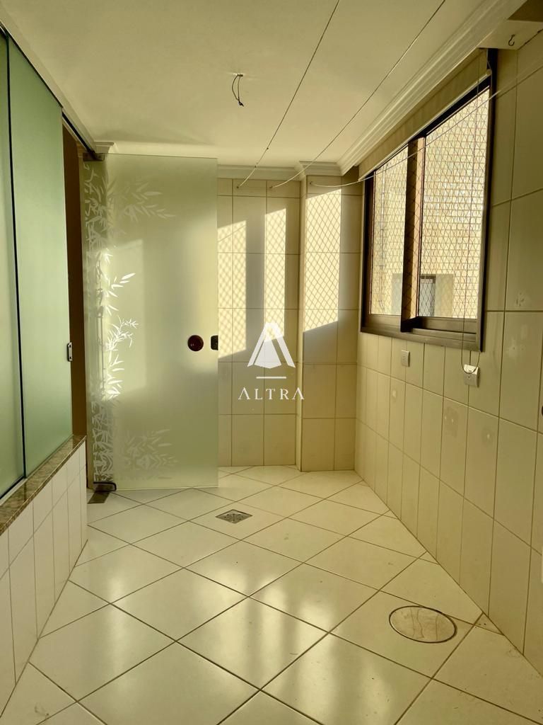 Apartamento à venda com 3 quartos, 187m² - Foto 16