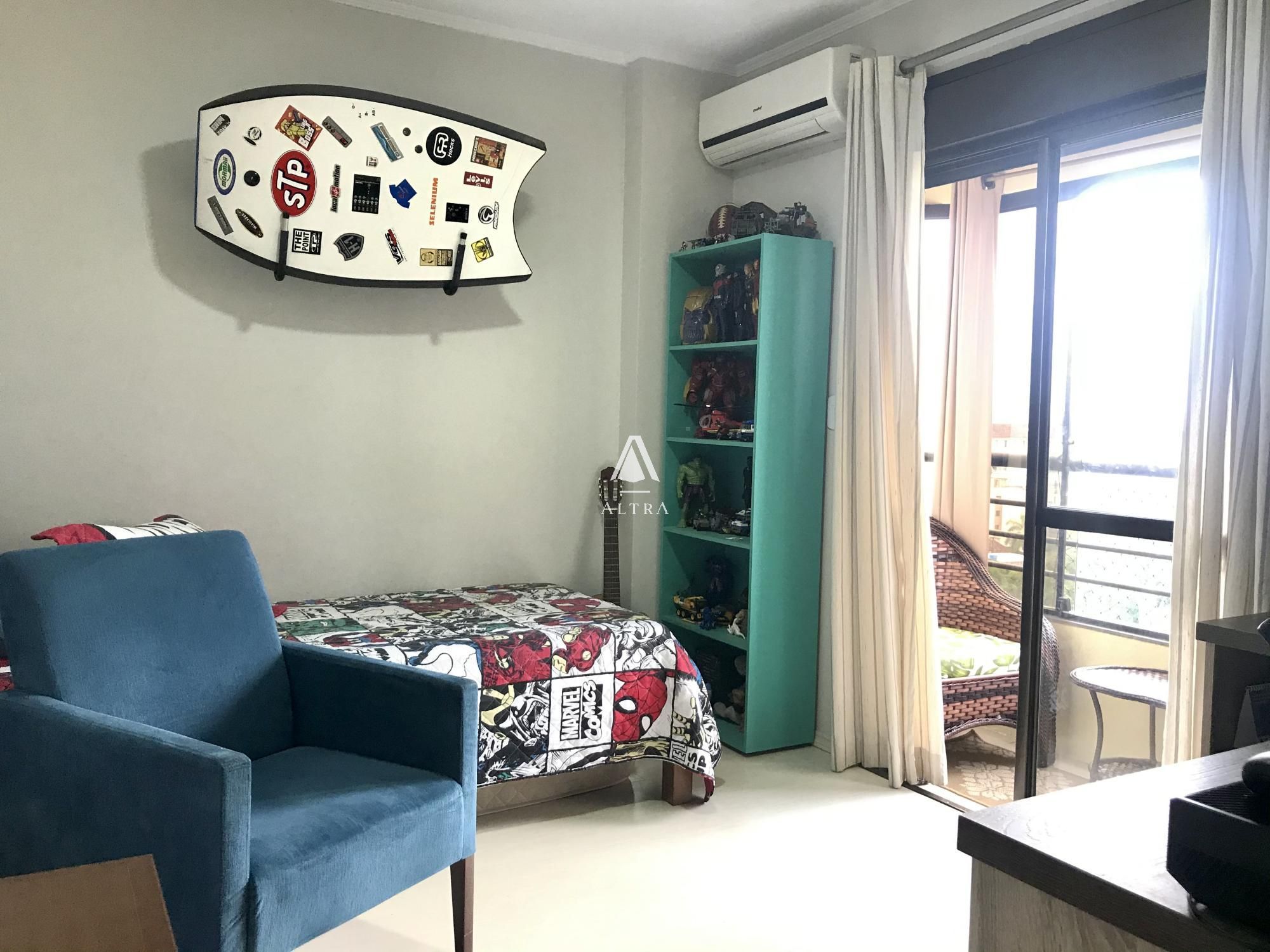 Apartamento à venda com 3 quartos, 115m² - Foto 17