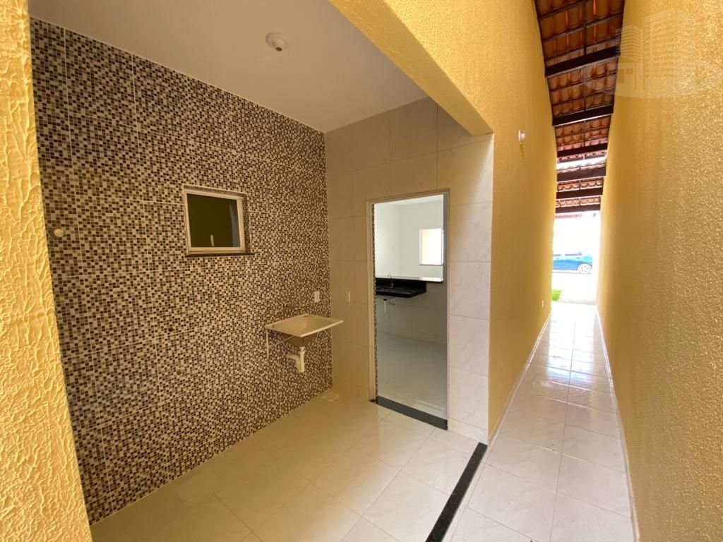 Casa à venda com 2 quartos, 88m² - Foto 12