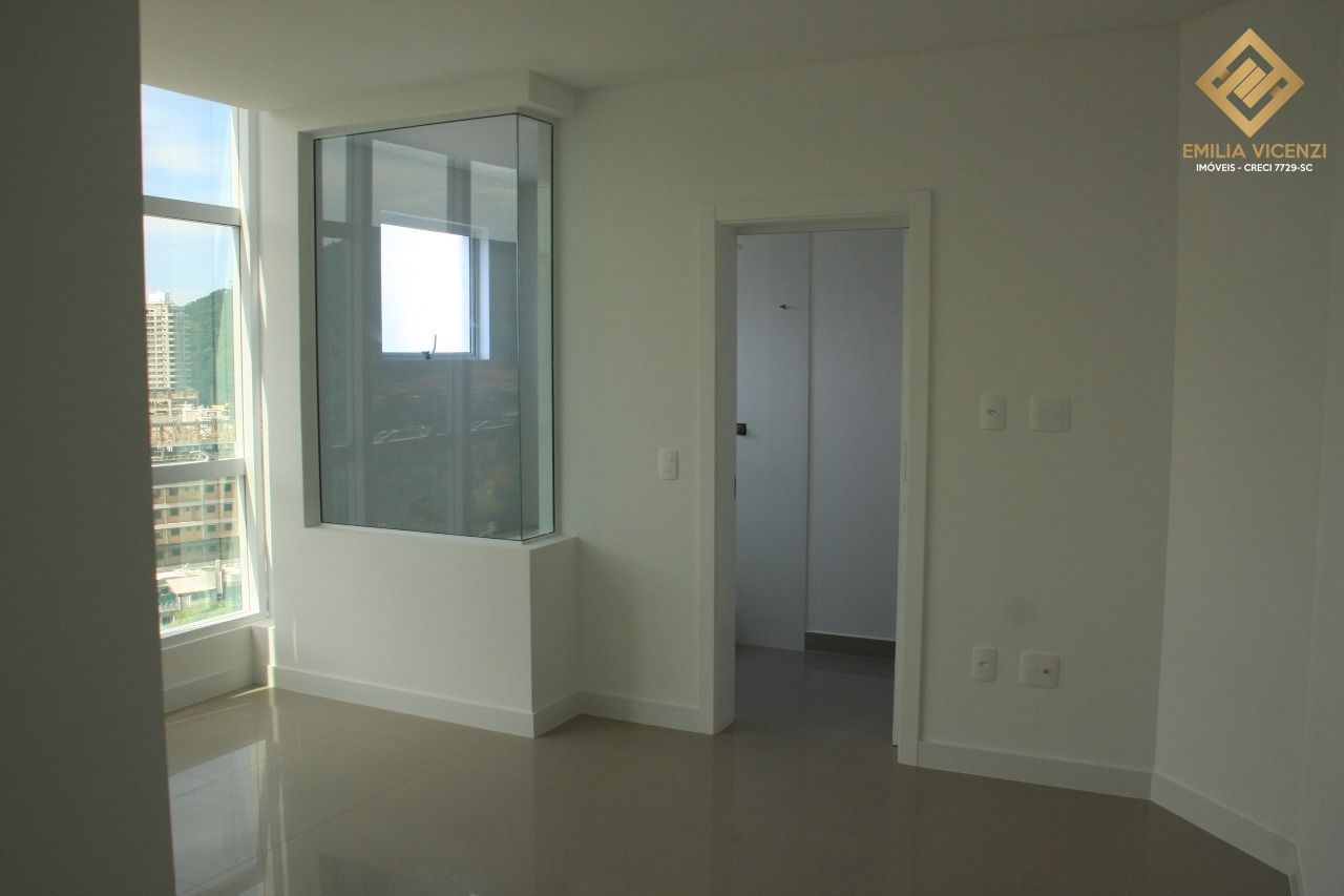 Apartamento à venda com 6 quartos, 368m² - Foto 12