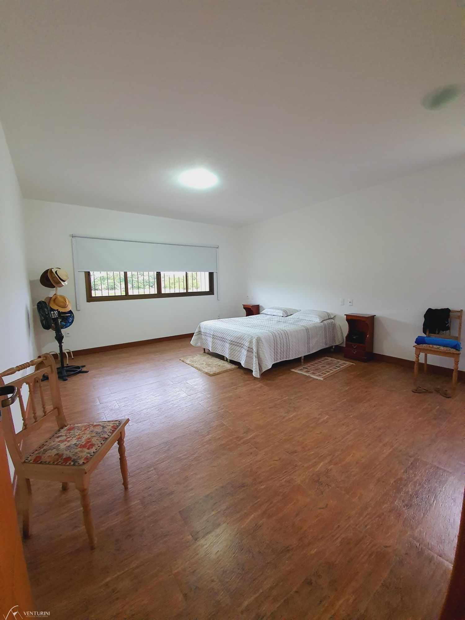 Fazenda à venda com 3 quartos, 390m² - Foto 15