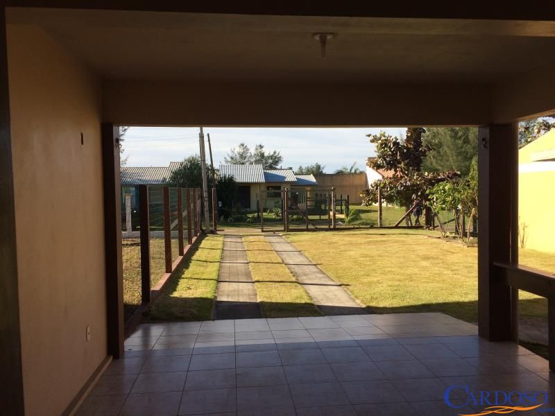 Casa à venda com 3 quartos, 100m² - Foto 5