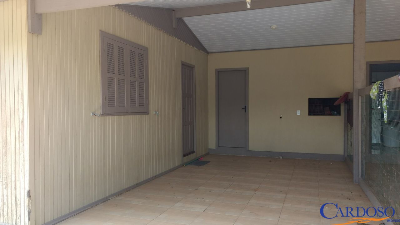 Casa à venda com 3 quartos, 90m² - Foto 2