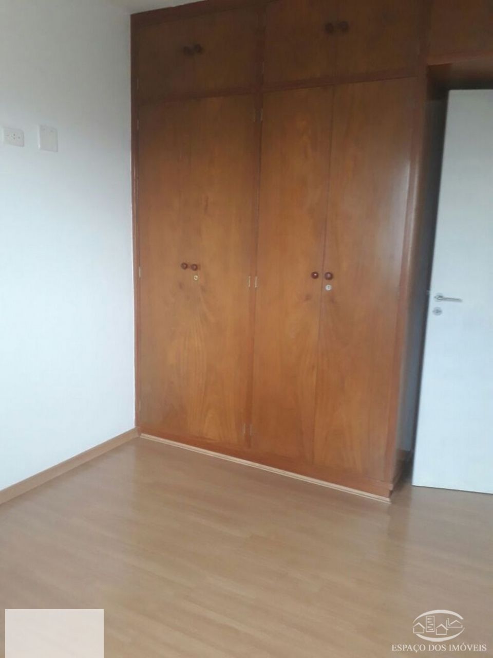 Apartamento à venda e aluguel com 2 quartos, 60m² - Foto 2