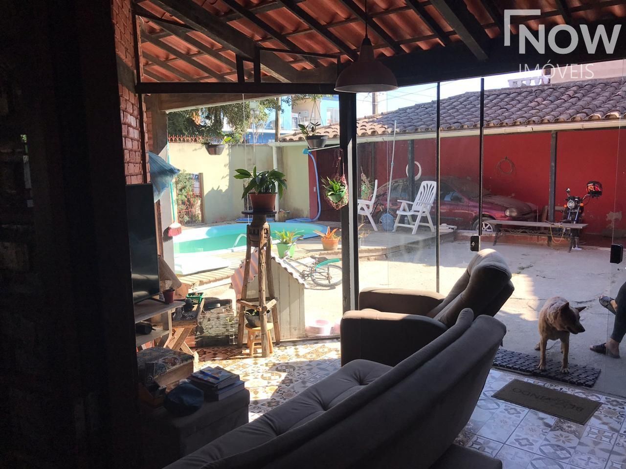 Sobrado à venda com 3 quartos, 200m² - Foto 2