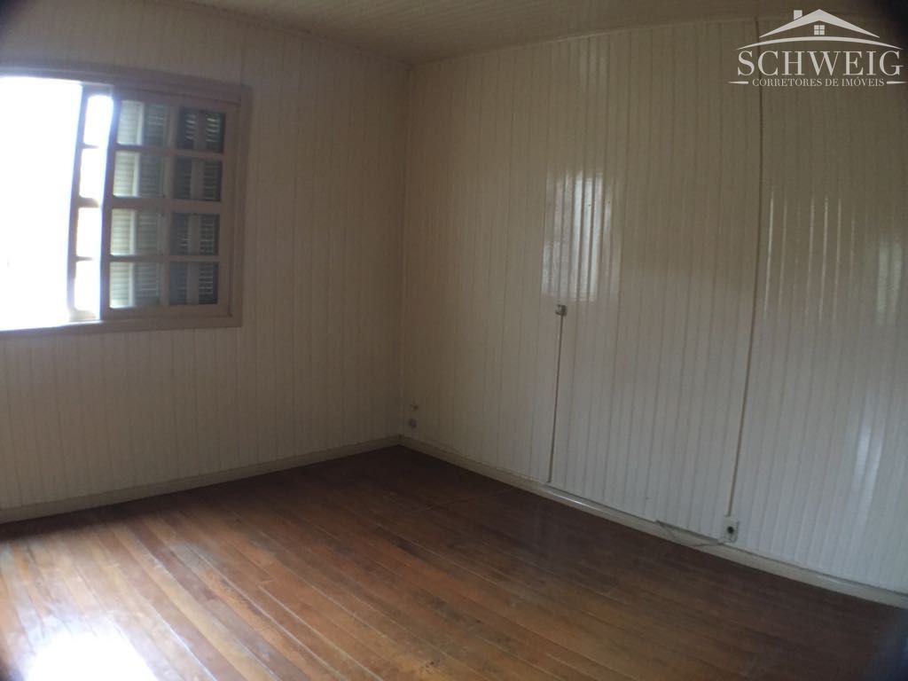 Casa à venda com 6 quartos, 270m² - Foto 5