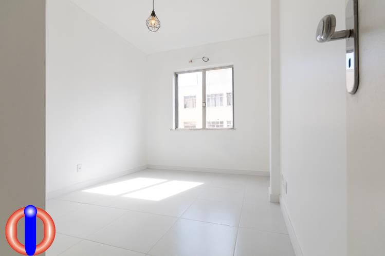 Apartamento à venda com 2 quartos, 85m² - Foto 12