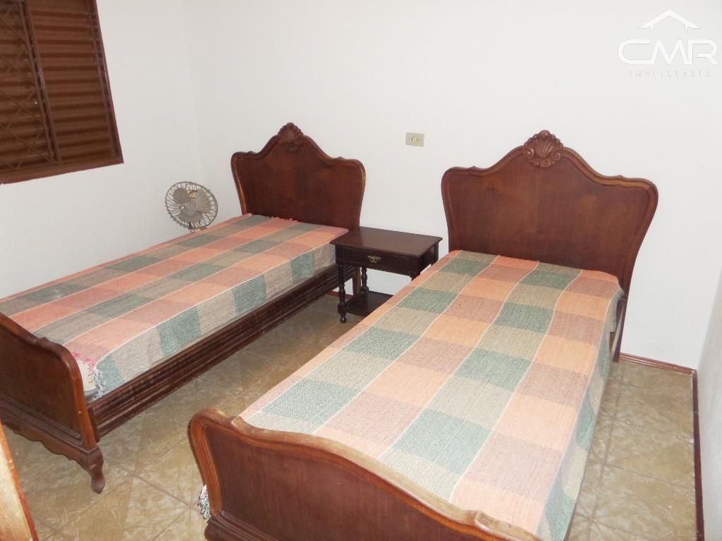 Chácara à venda com 4 quartos, 550m² - Foto 31