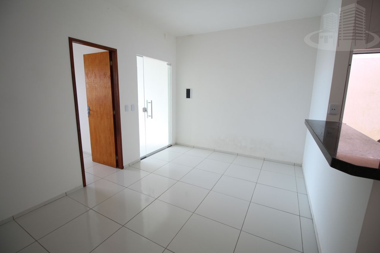 Casa à venda com 2 quartos, 76m² - Foto 5