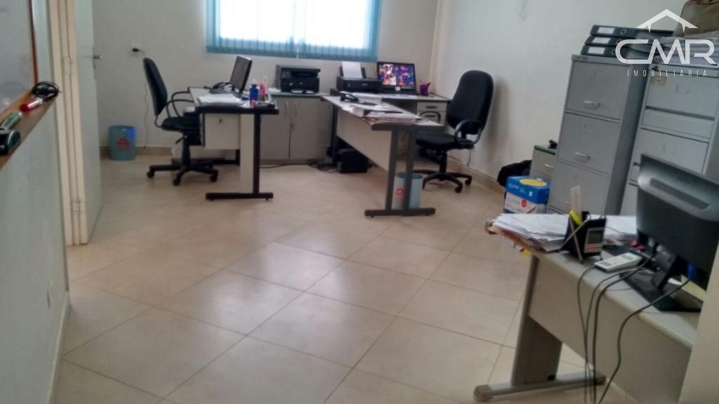 Depósito-Galpão-Armazém à venda com 2 quartos, 375m² - Foto 9