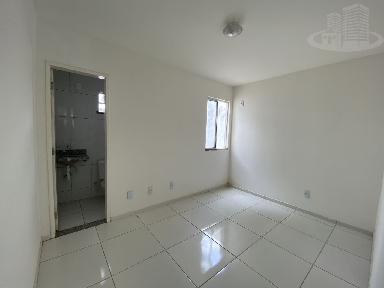 Casa à venda com 3 quartos, 84m² - Foto 10