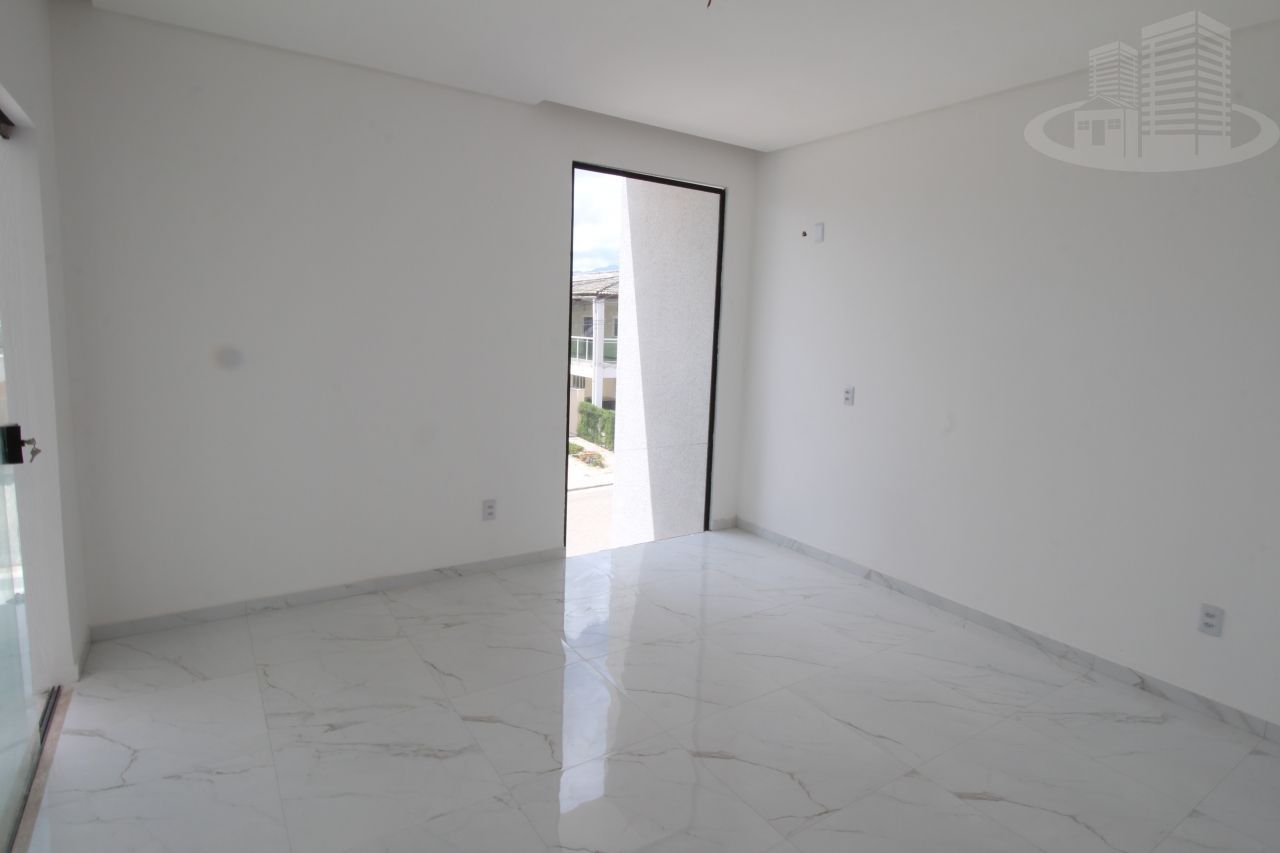 Casa de Condomínio à venda com 4 quartos, 210m² - Foto 9