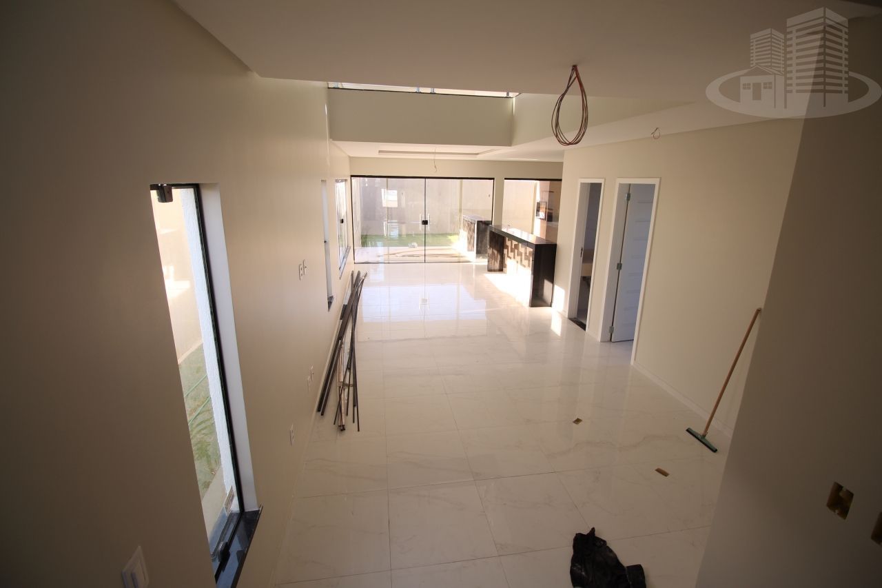 Casa de Condomínio à venda com 4 quartos, 210m² - Foto 14