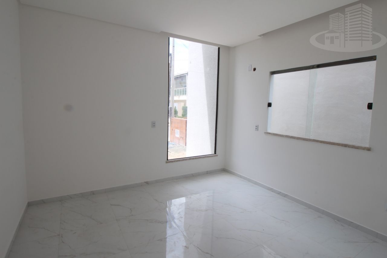 Casa de Condomínio à venda com 4 quartos, 210m² - Foto 11