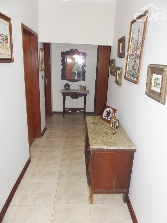 Chácara à venda com 4 quartos, 550m² - Foto 42