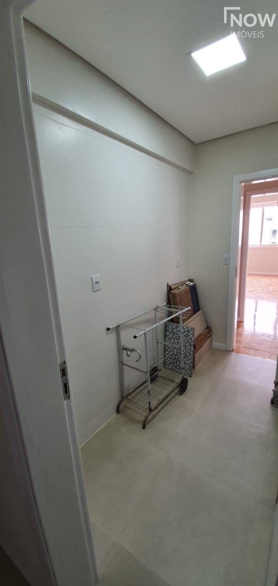 Apartamento à venda com 3 quartos, 143m² - Foto 17