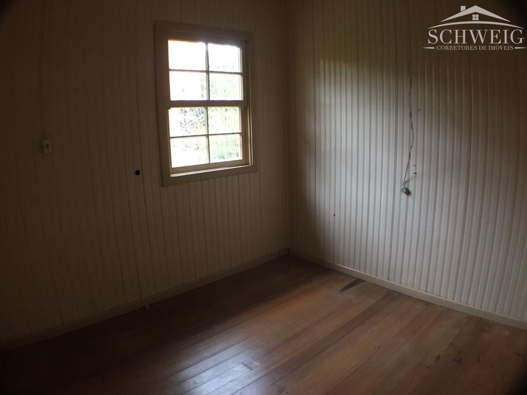 Casa à venda com 6 quartos, 270m² - Foto 6