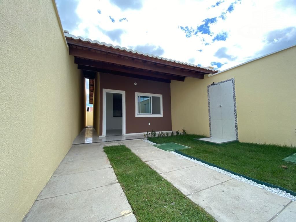 Casa à venda com 2 quartos, 88m² - Foto 1