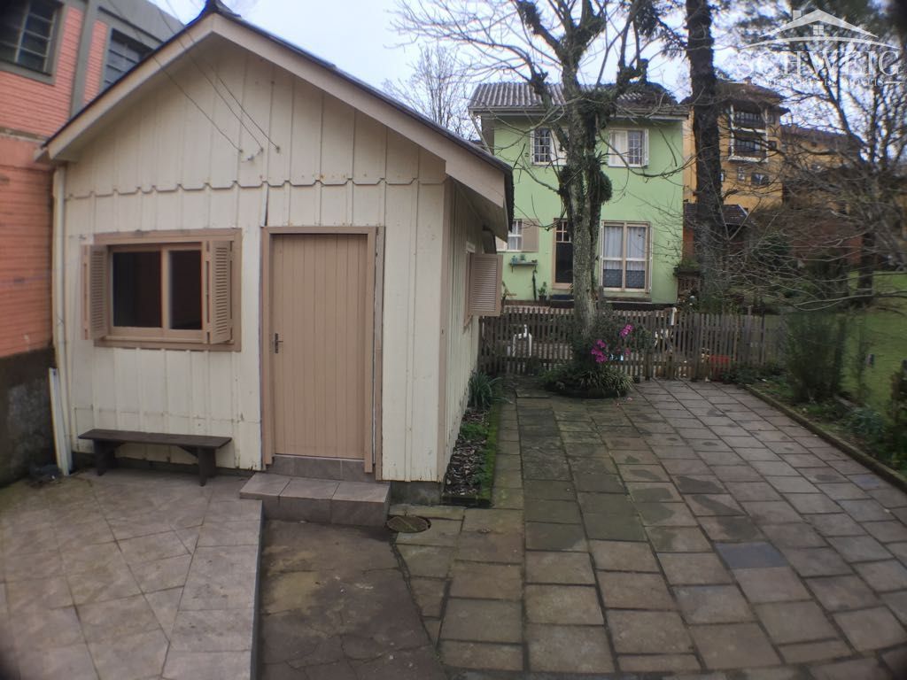 Casa à venda com 6 quartos, 270m² - Foto 13