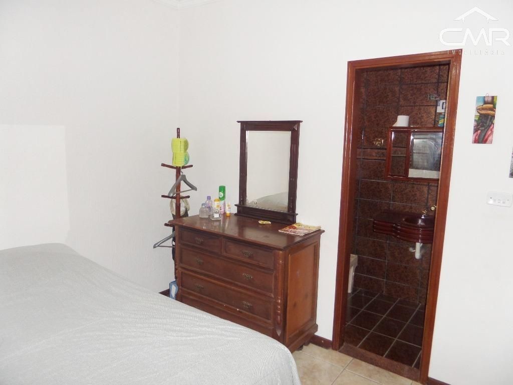 Chácara à venda com 4 quartos, 550m² - Foto 44