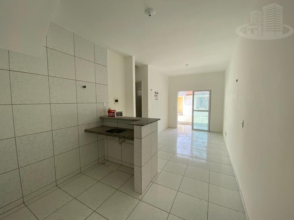 Casa à venda com 3 quartos, 84m² - Foto 12