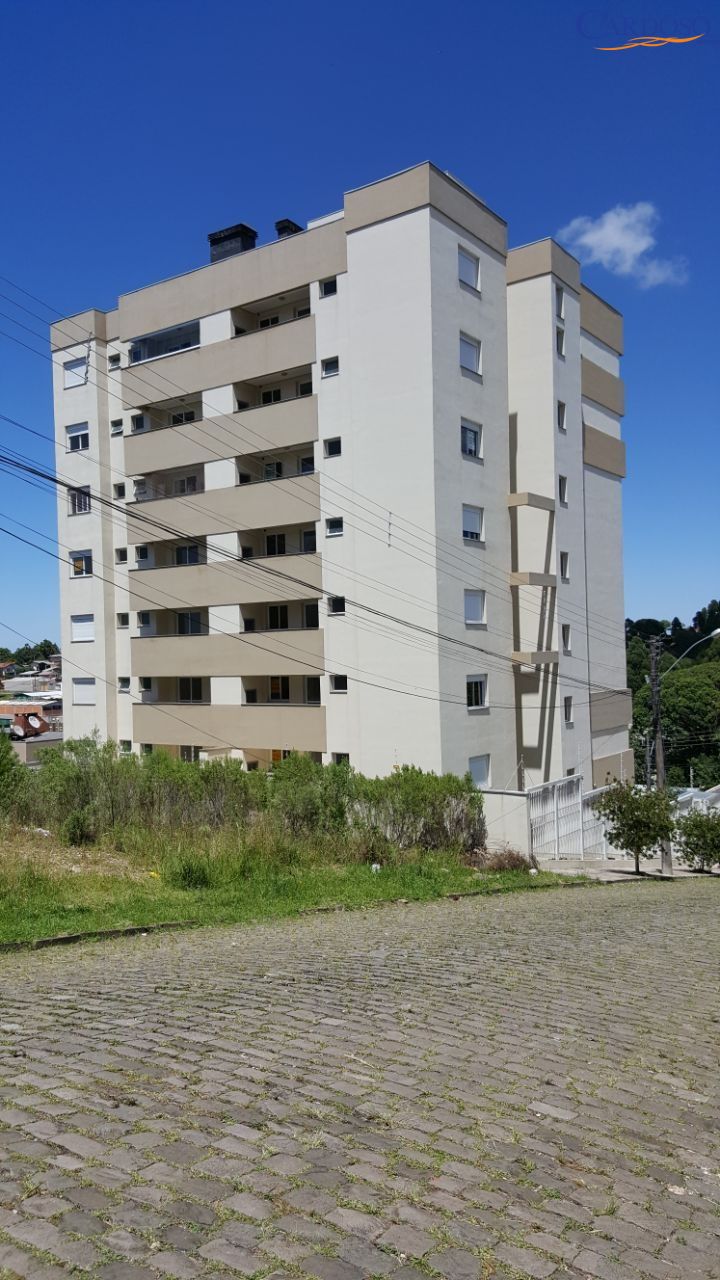 Apartamento com 2 Dormitórios à venda, 70 m² por R$ 270.000,00