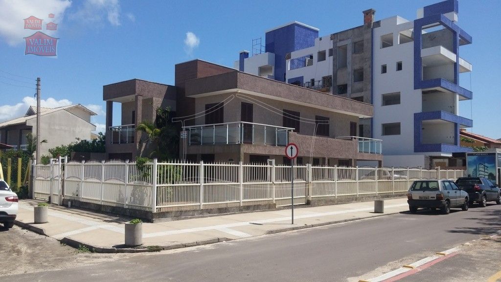 Casa, 3 quartos, 200 m² - Foto 1