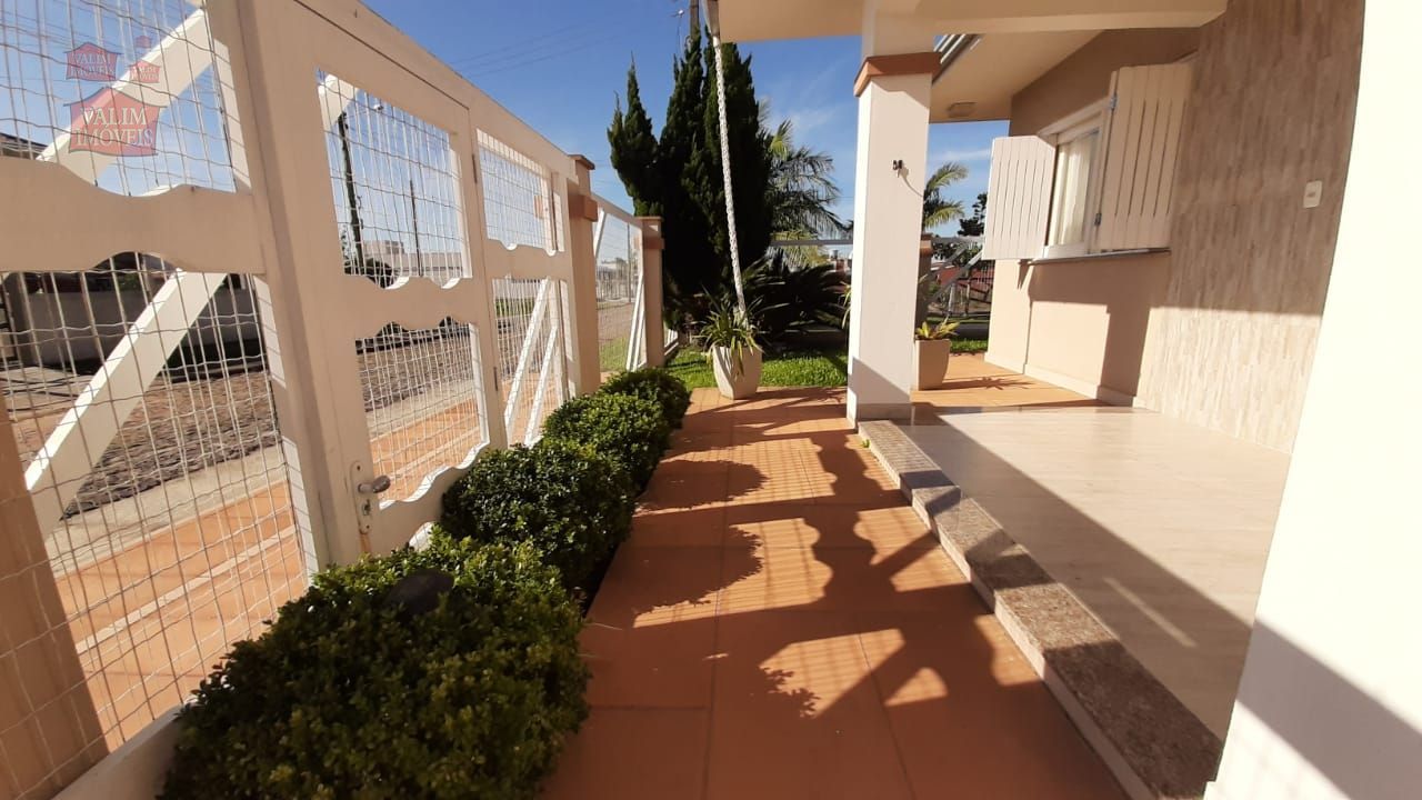 Casa à venda com 3 quartos, 160m² - Foto 2