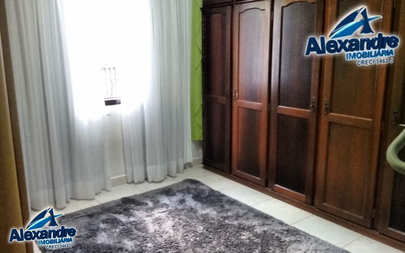 Casa à venda com 4 quartos, 160m² - Foto 15