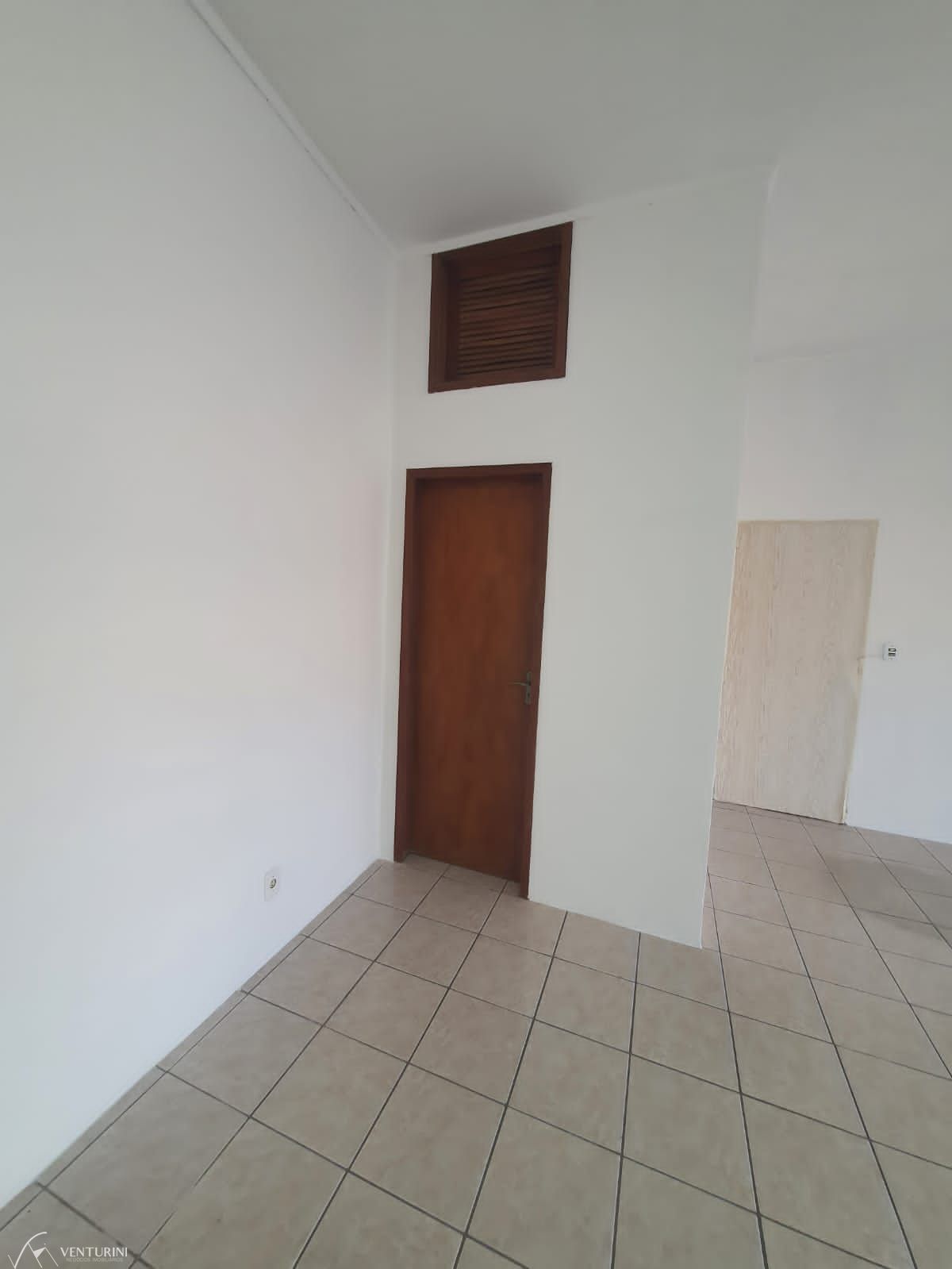 Conjunto Comercial-Sala para alugar com 2 quartos, 175m² - Foto 4