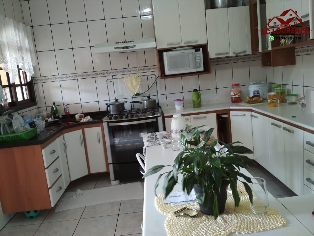 Sobrado à venda com 5 quartos, 300m² - Foto 5