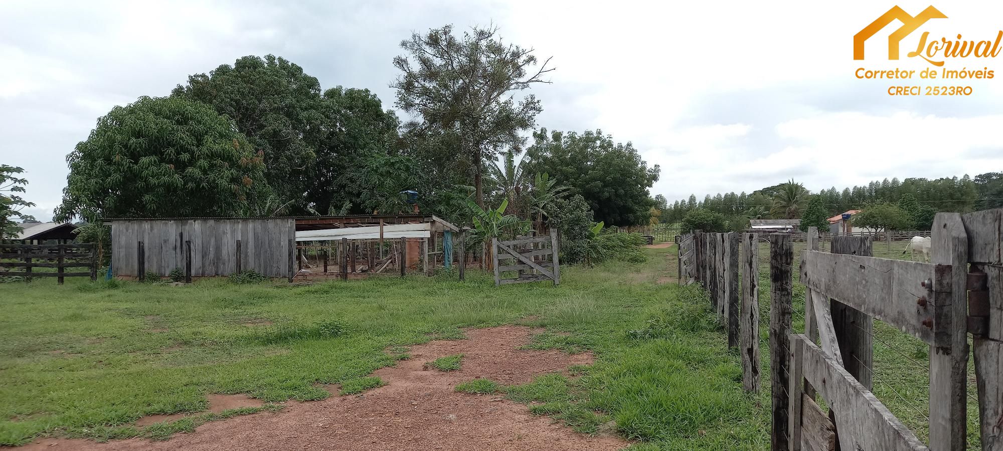 Fazenda à venda com 2 quartos, 157300m² - Foto 21