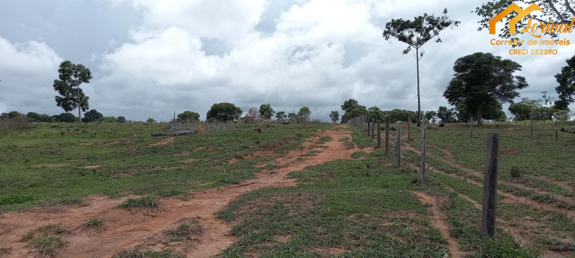 Fazenda à venda com 2 quartos, 157300m² - Foto 32