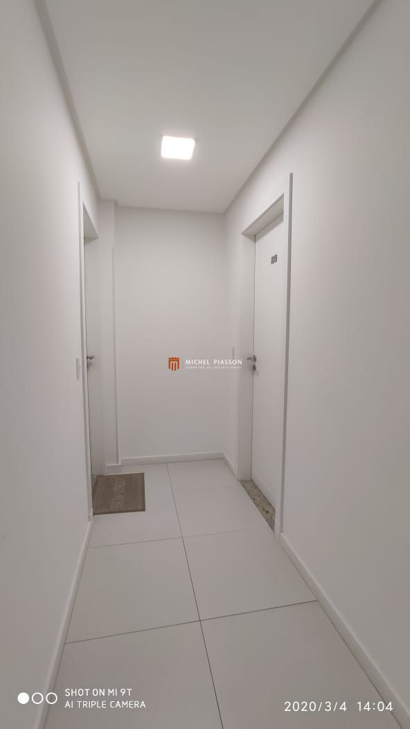 Apartamento à venda com 2 quartos, 75m² - Foto 18