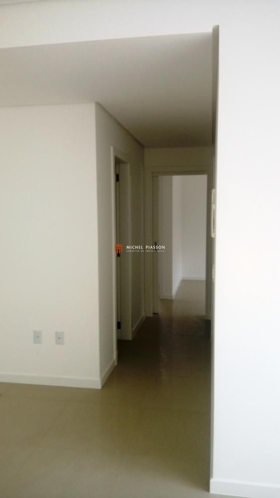 Apartamento à venda com 2 quartos, 82m² - Foto 11