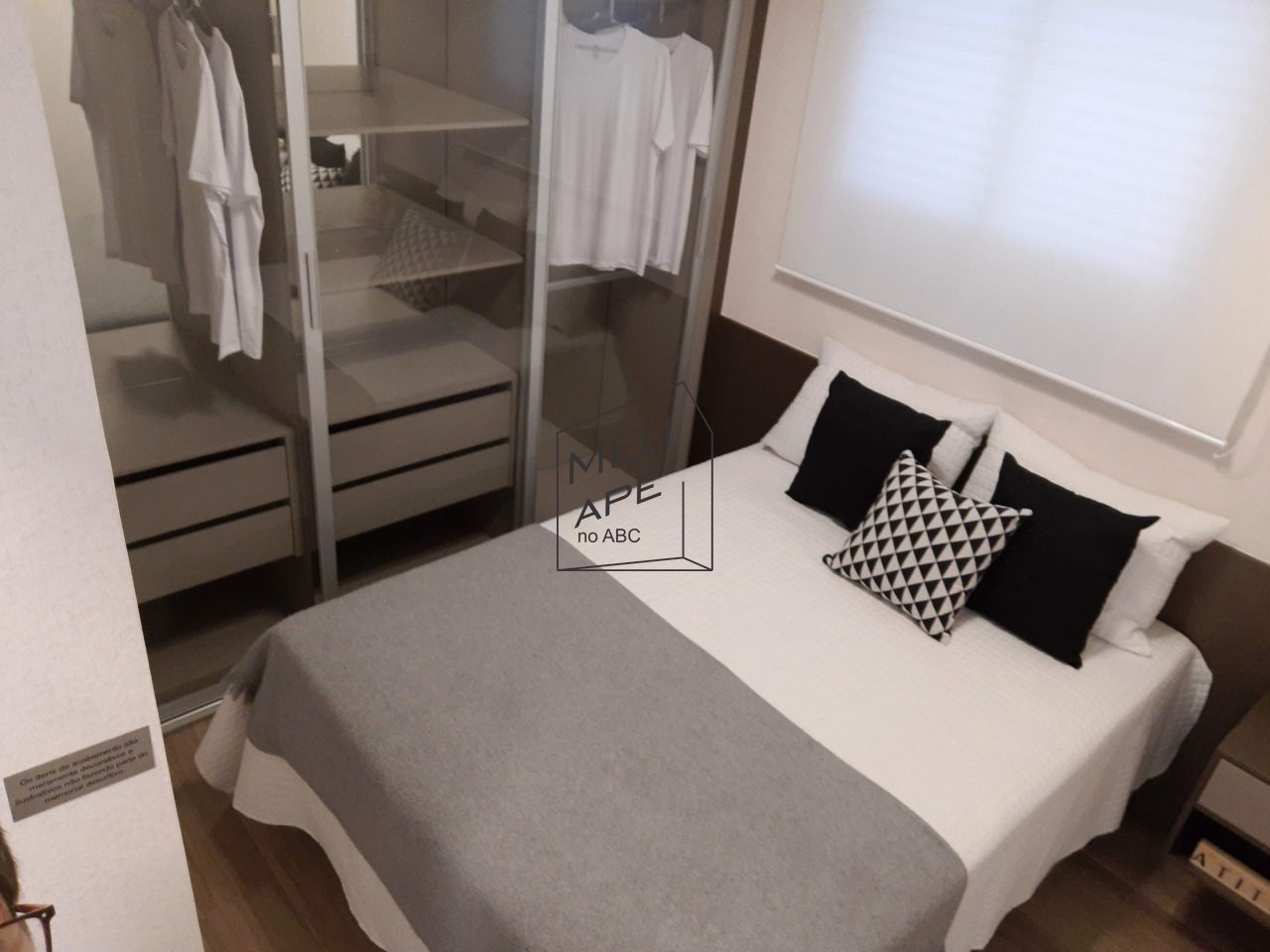 Apartamento à venda com 2 quartos, 39m² - Foto 22