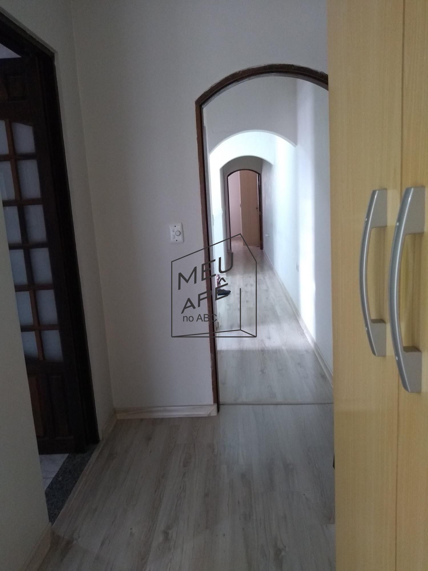 Sobrado à venda com 3 quartos, 246m² - Foto 8